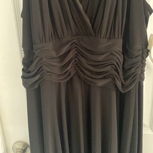 Evening Dress-14W - Picture 3 of 12